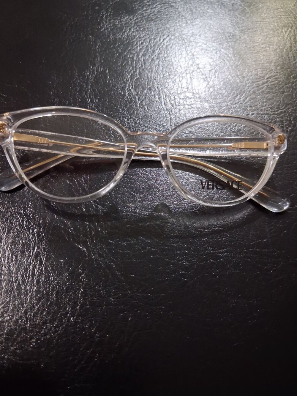 Clear eyeglasses frames - Picture 2 of 5